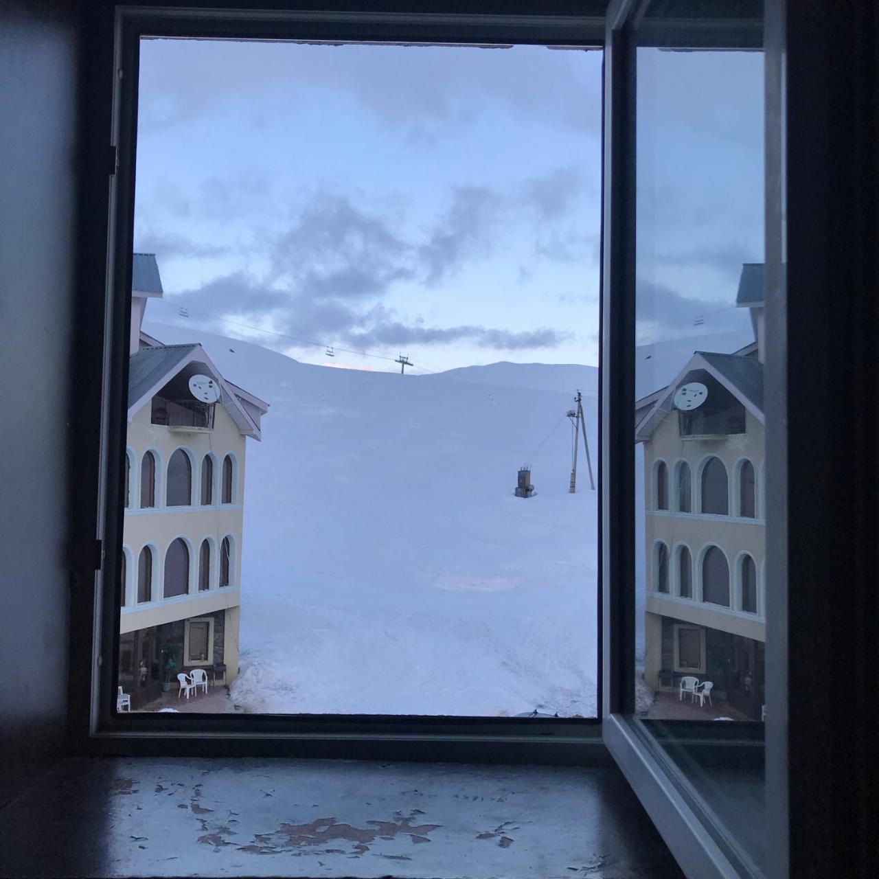 White Shino Hostel グダウリ エクステリア 写真