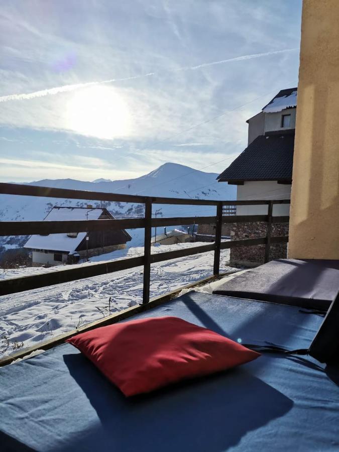 White Shino Hostel グダウリ エクステリア 写真